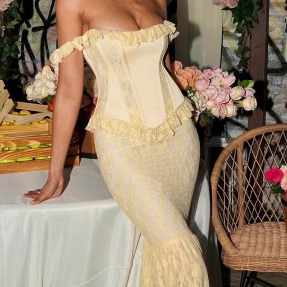 SOLD - Miss Circle Ersilia Maxi Dress - Picture 4 of 7